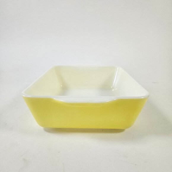 Vintage Pyrex Primary Yellow Baking Casserole Refrigerator Dish 0503 Made In USA - Picture 2 of 10